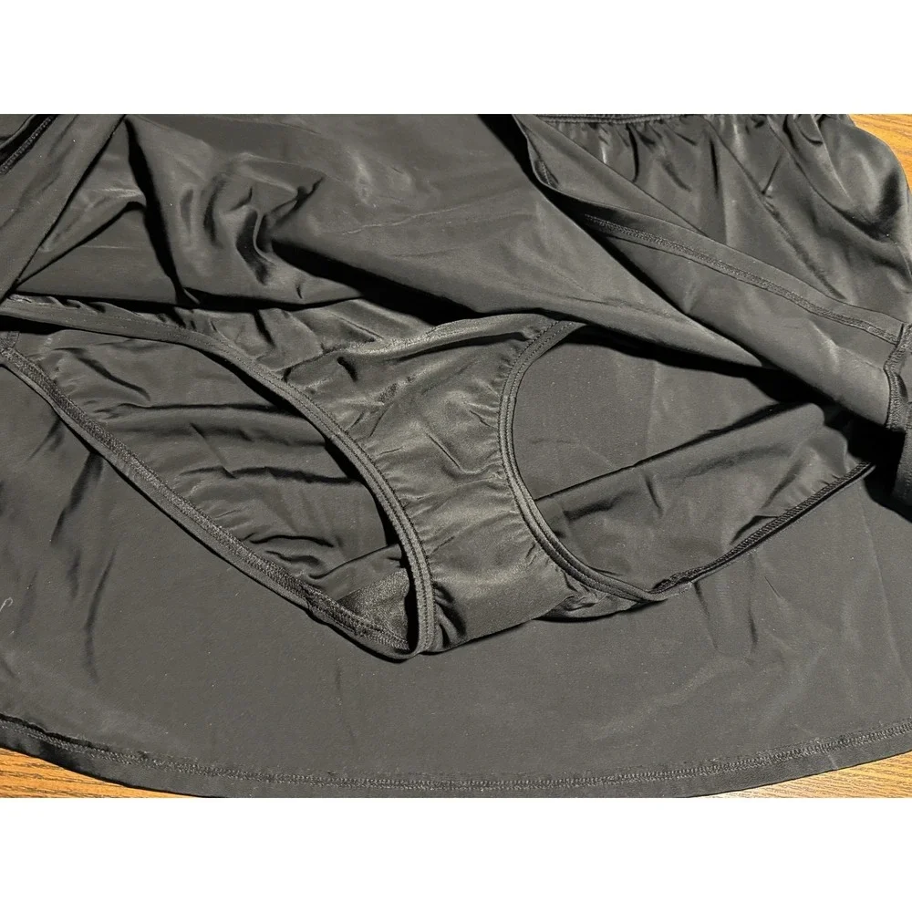 Cacique Swim Skirt Womens 20 Black Built In Brief‎ Bathing Suit Bottom Skort NWT